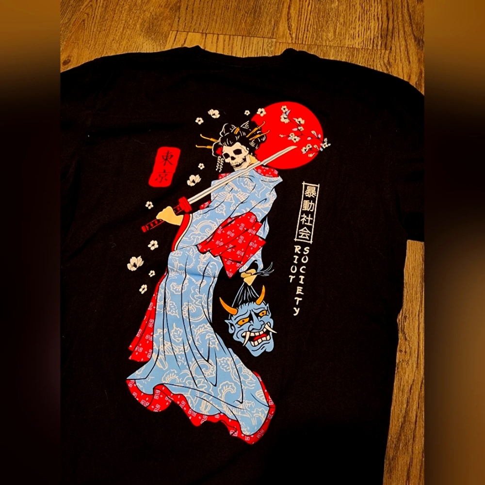 Riot Society Japan Geisha skull shirt